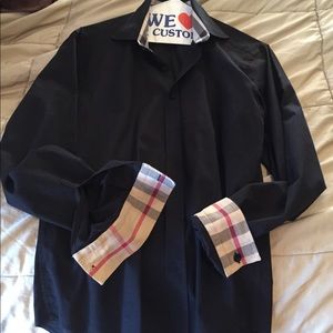 Men’s Burberry button down shirt